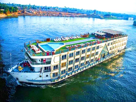 Nile River Cruise in Luxor and Aswan
