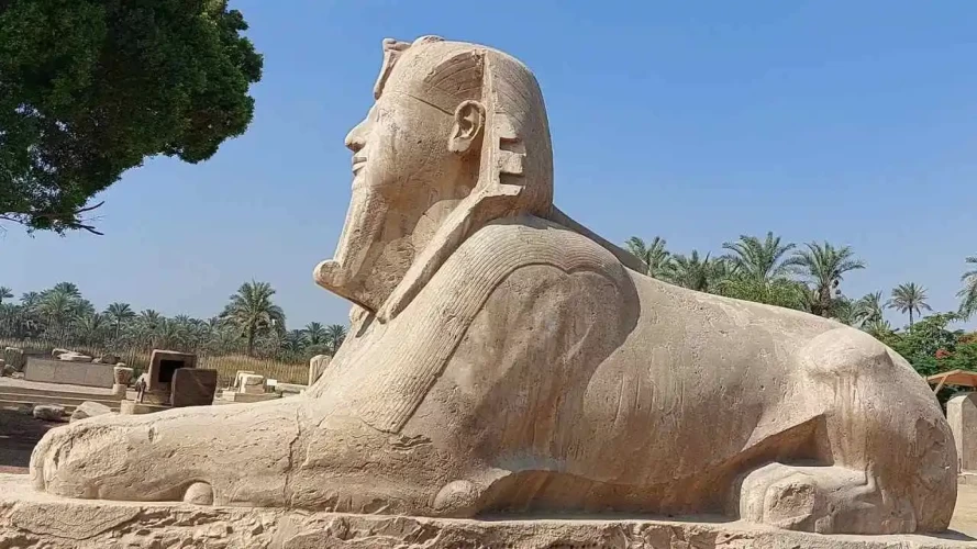 Alabaster Sphinx of Memphis, Giza