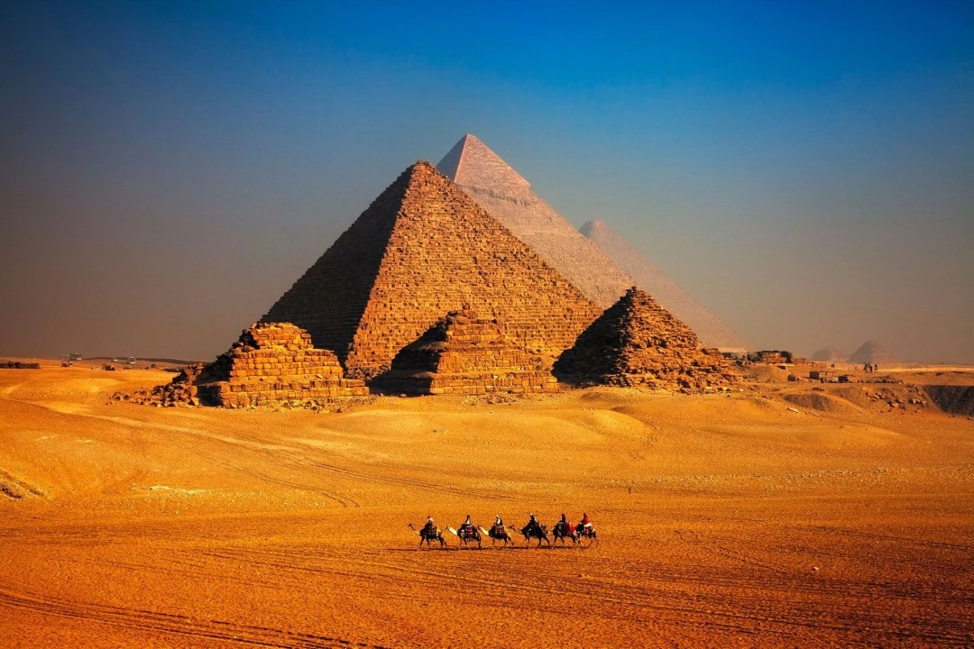 Alessandria e Luxor di 3 giorni dal Cairo