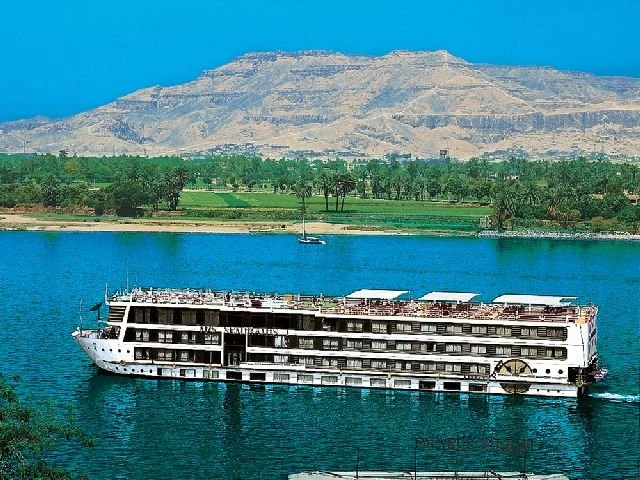 Crociera di lusso sul Nilo di 5 giorni e 4 notti a Luxor e Assuan