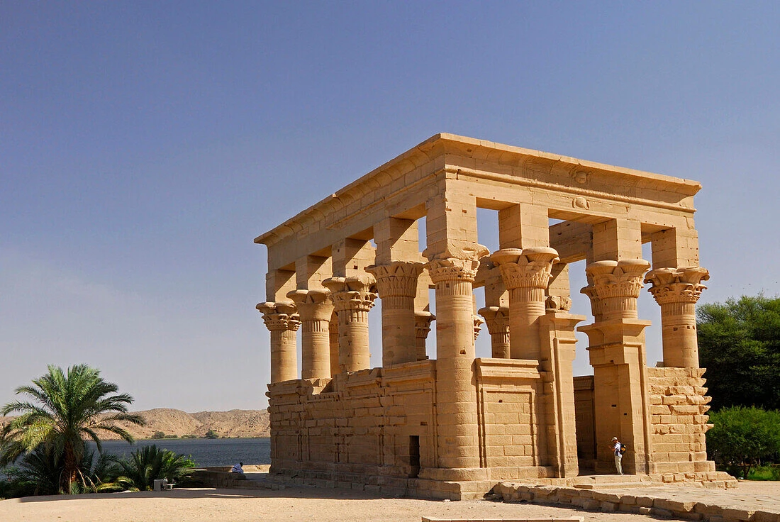 Tour di un giorno ad Assuan dal Cairo in aereo