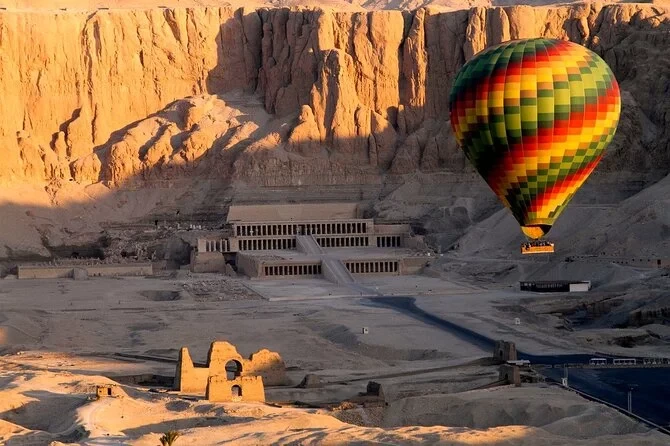 Giro in mongolfiera a Luxor