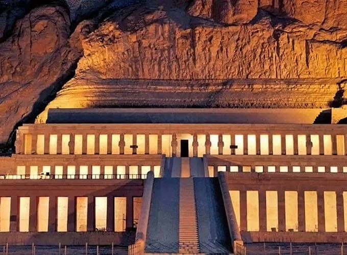 Vacanze di Pasqua di 4 giorni a Luxor e Assuan