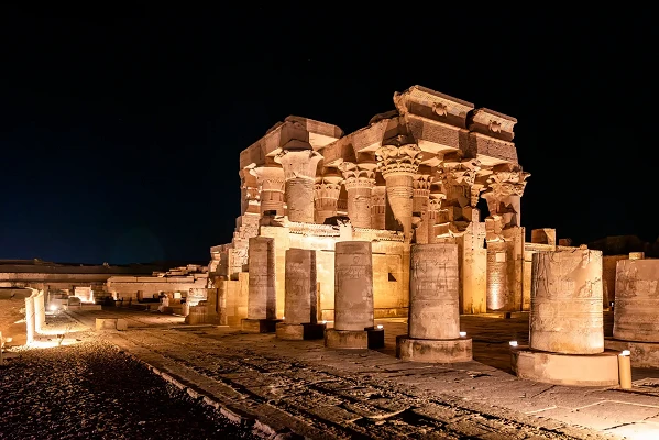 Gita di un giorno da Assuan ai templi di Edfu e Kom Ombo