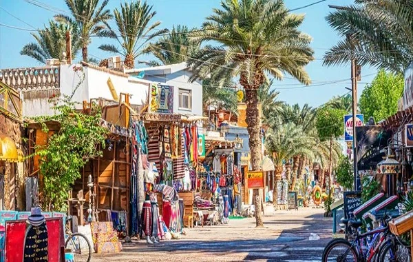 Viaggio a Dahab dal porto di Sharm El Sheikh
