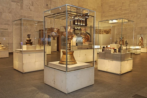 Tour del Museo Nazionale della Civiltà Egizia e della Chiesa Sospesa del Cairo