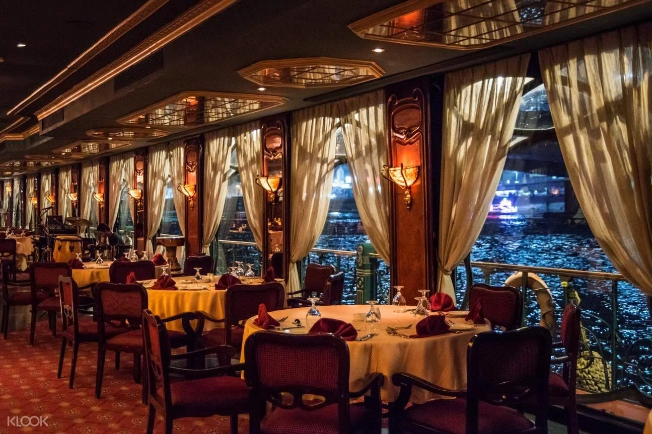 Tour dei Palazzi del Cairo e Museo di Arte Islamica con pranzo sul Nilo