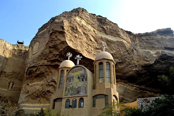 Tour spirituale del Cairo alla chiesa rupestre, alla cattedrale di San Marco e in crociera con cena