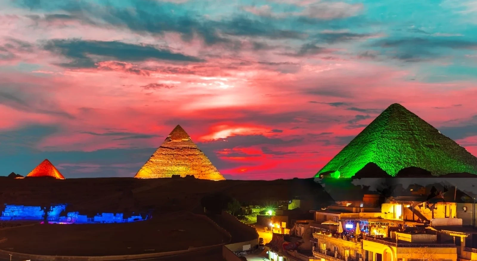 Spettacolo di suoni e luci alle Piramidi di Giza