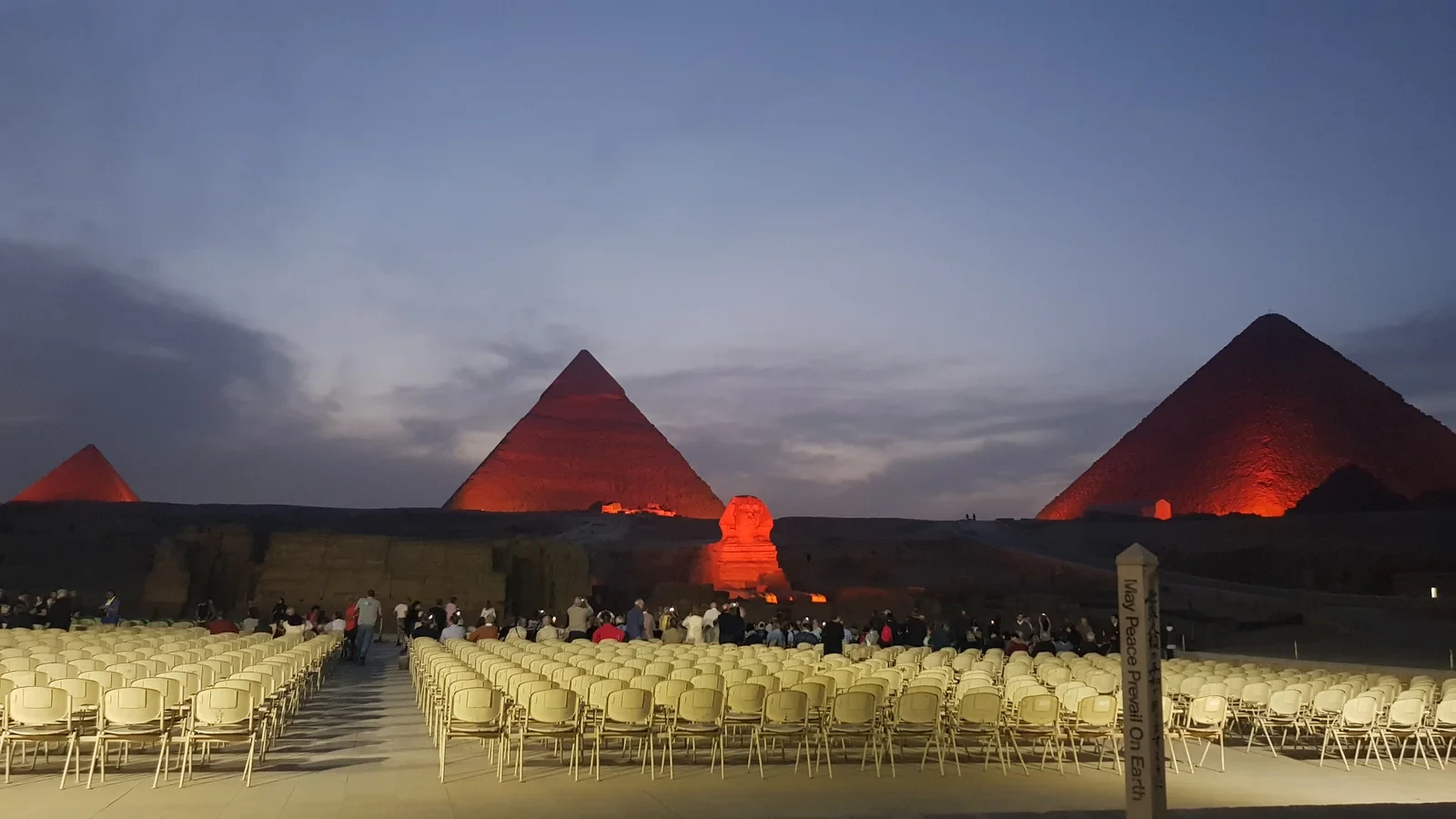 Spettacolo di suoni e luci alle Piramidi di Giza