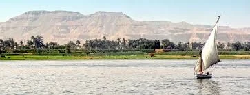 Gita privata in feluca sul Nilo e colazione o pranzo a Luxor