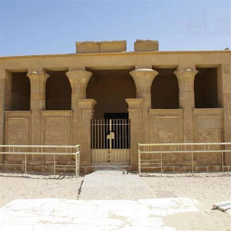 Il viaggio maestoso: 15 giorni dal Cairo ad Assuan nel lusso