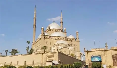 Tour classici dell'Egitto di 8 giorni Il Cairo islamico e Alessandria