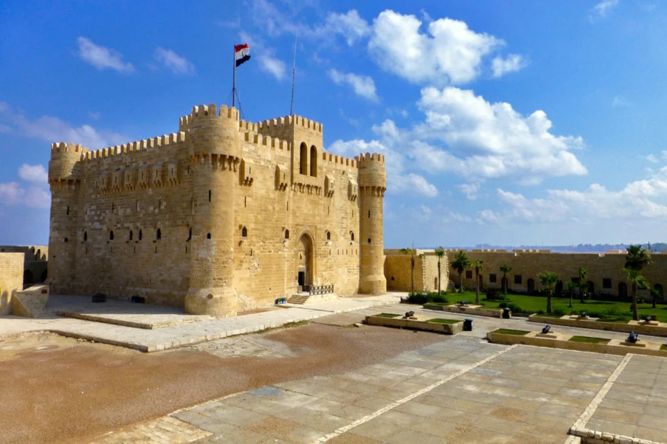 Tour del Cairo di 16 giorni con il miglior pacchetto famiglia e spiagge dell'Egitto