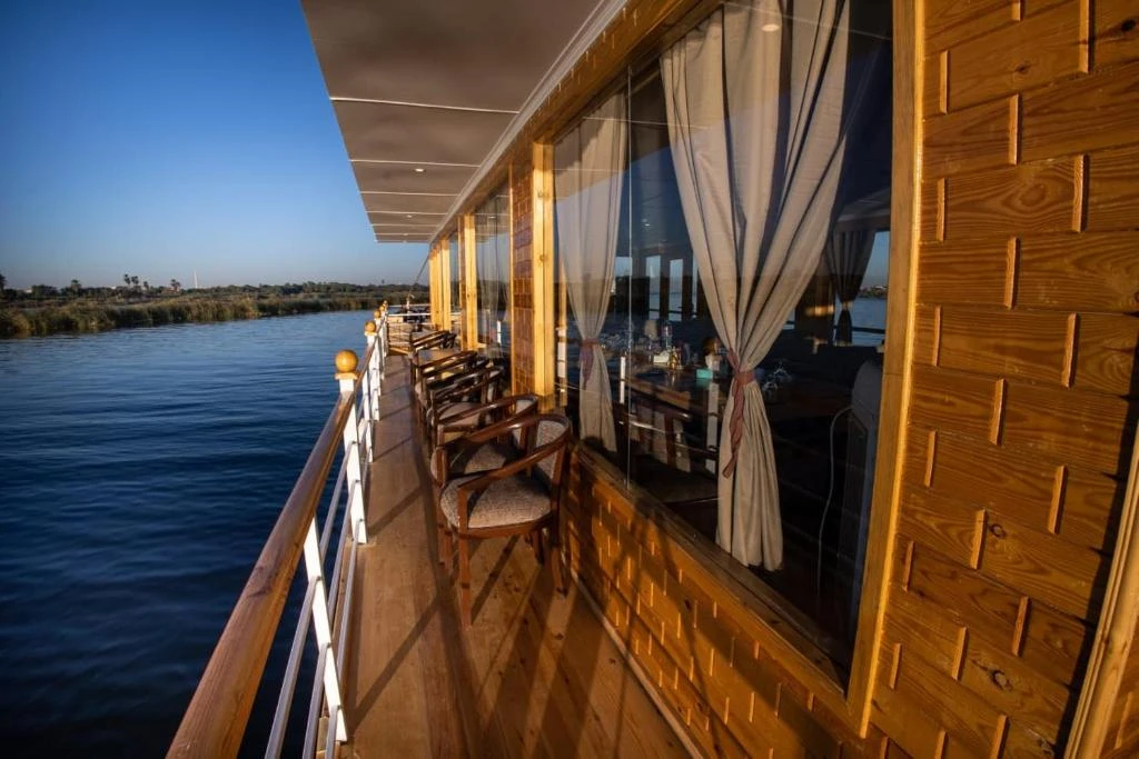 Crociera sul fiume Nilo Dahabiya di 4 notti da Luxor ad Assuan