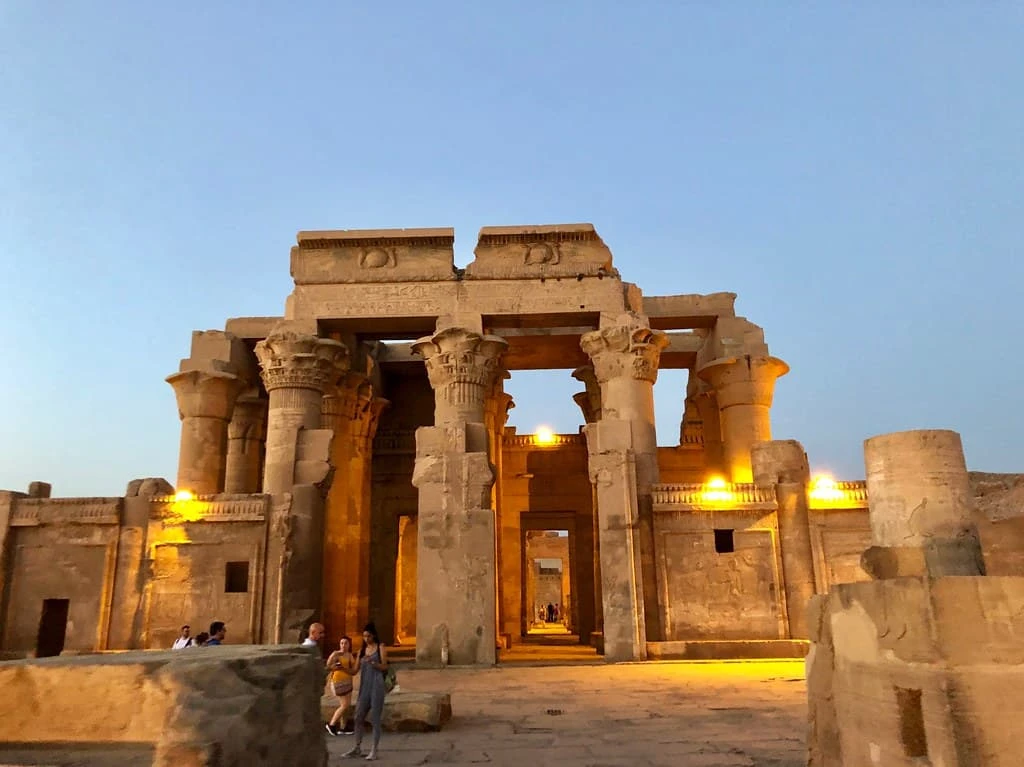 Crociera di lusso sul Nilo da Assuan a Luxor