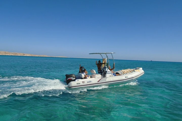 Gita privata in motoscafo a Hurghada