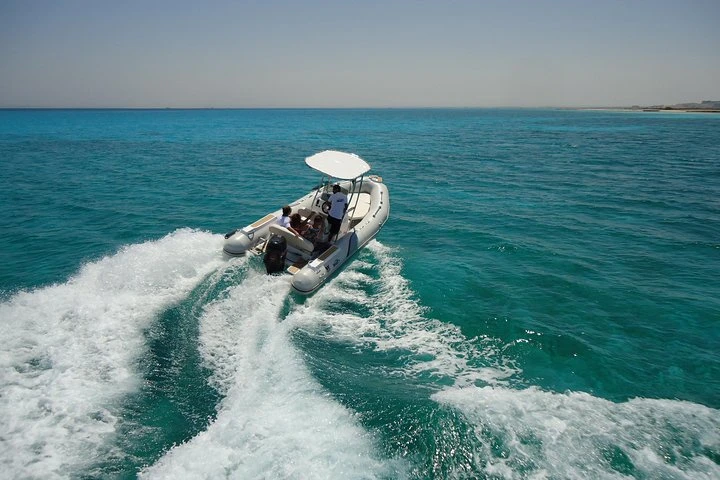 Gita privata in motoscafo a Hurghada