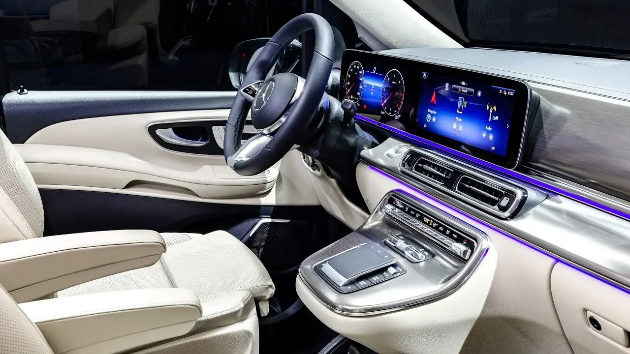 Servizio di autista di lusso Mercedes-Benz Viano 12 ore