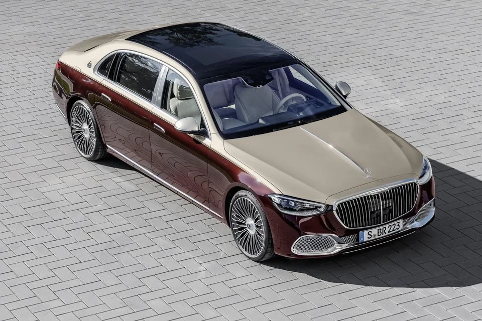 Auto VIP Mercedes Maybach egiziana con autista