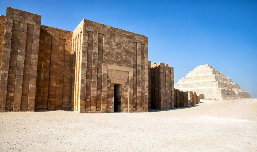 Cosa è successo alla città di Menfi in Egitto?