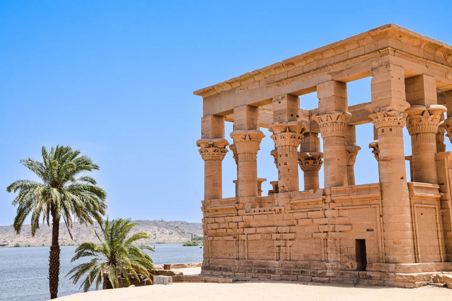 I famosi monumenti e i tesori nascosti di Assuan