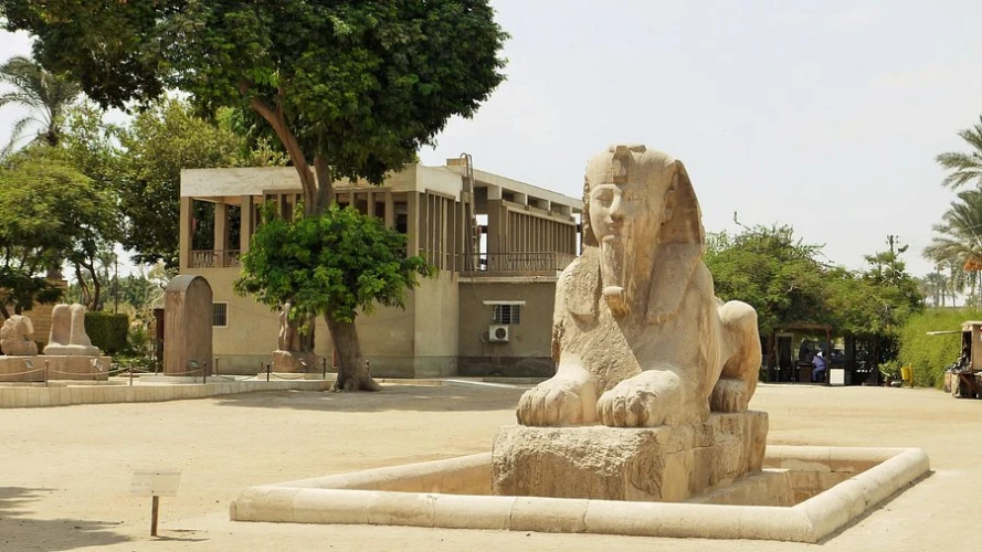 Statua di Ramses II: Guida storica a Memphis, Egitto