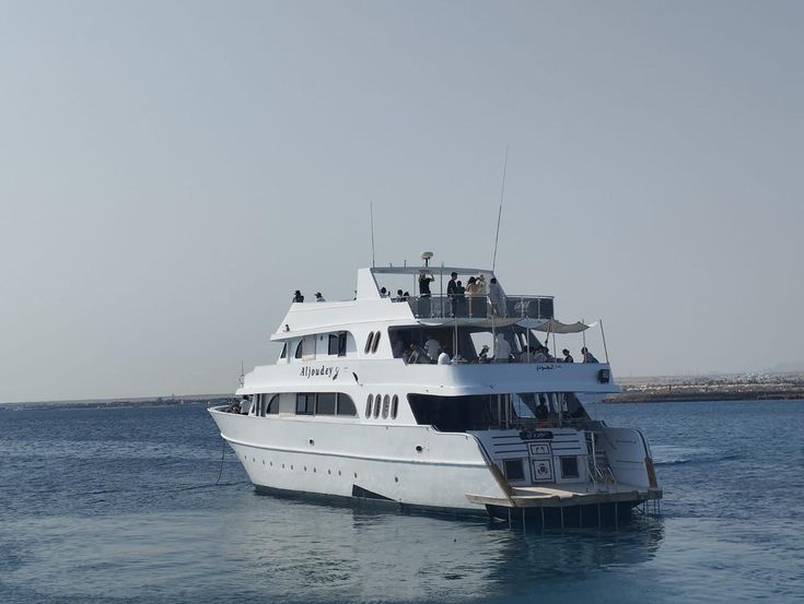 Giornata di pesca VIP a Hurghada: barca, attrezzatura e pranzo inclusi