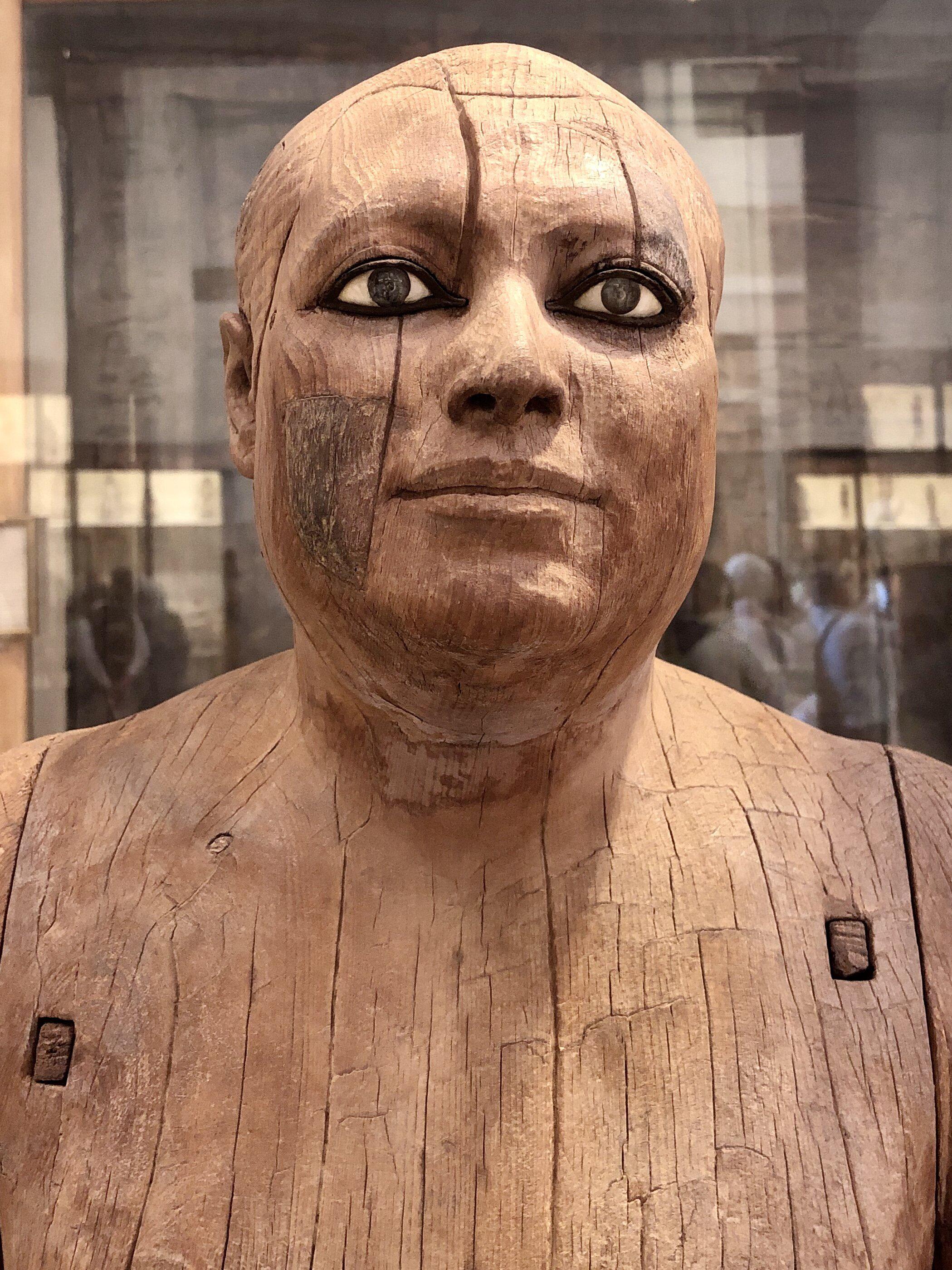 Il mistero dietro la statua degli occhi di cristallo di Ka-Aper