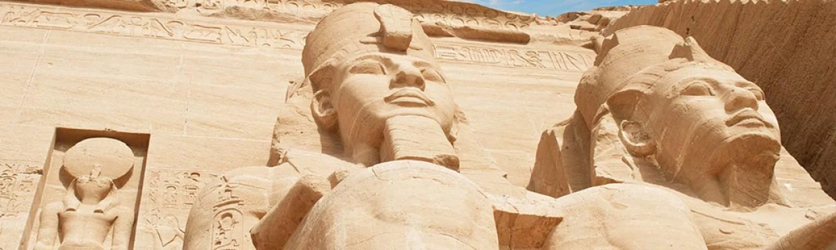 Il bagliore senza tempo: un'immersione profonda di 4.000 anni nella bellezza e nei cosmetici dell'antico Egitto