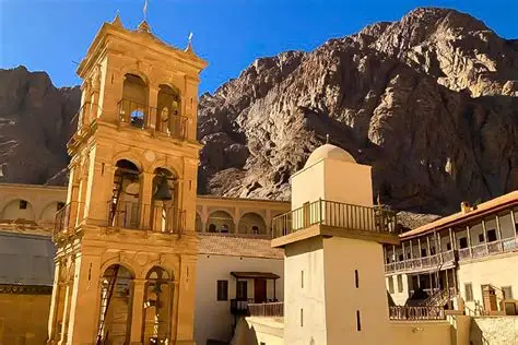 Dove il cielo incontra la terra: la magia spirituale del Monte Sinai