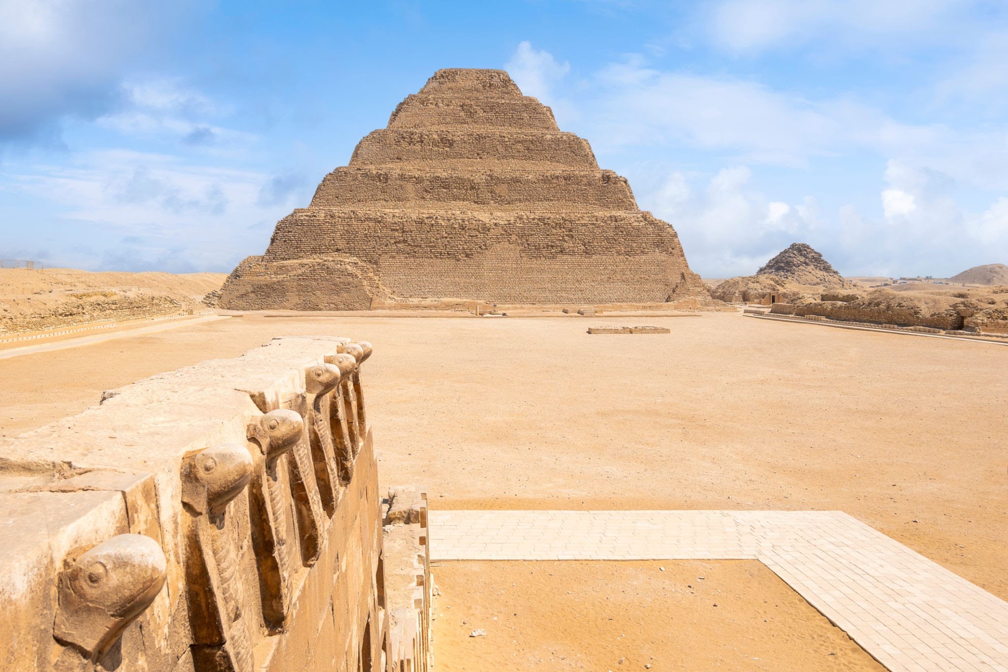 L'architettura dell'eternità: i santuari sacri e la nascita della piramide di pietra