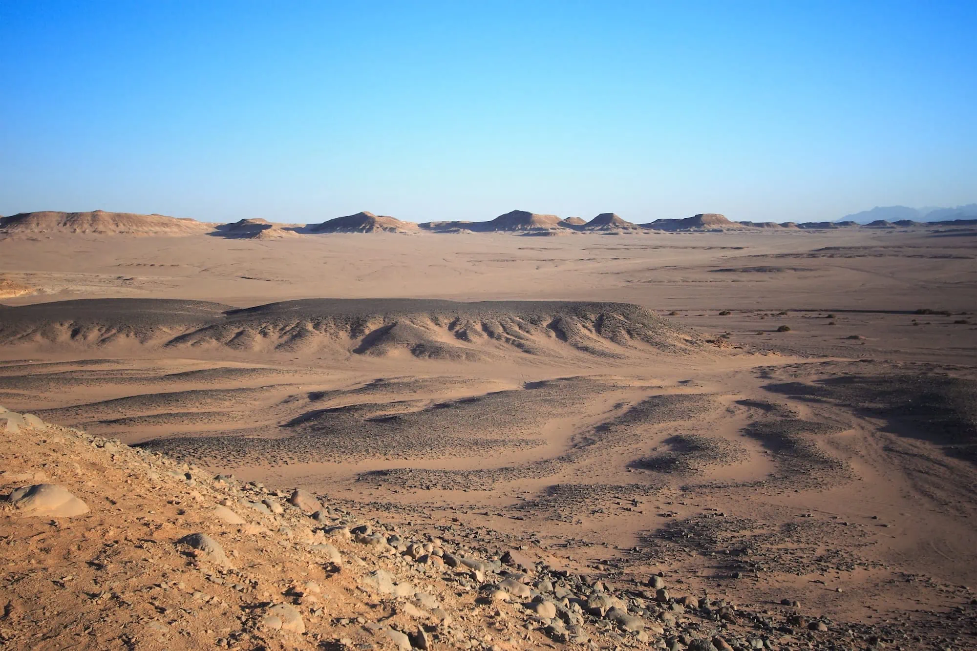 Scenic view of Egypt Western Desert rocky plateaus and dunes