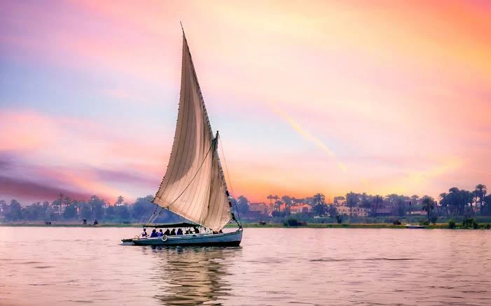 Private Van Transfer from Any Hotel in Luxor to Felucca Ride Location