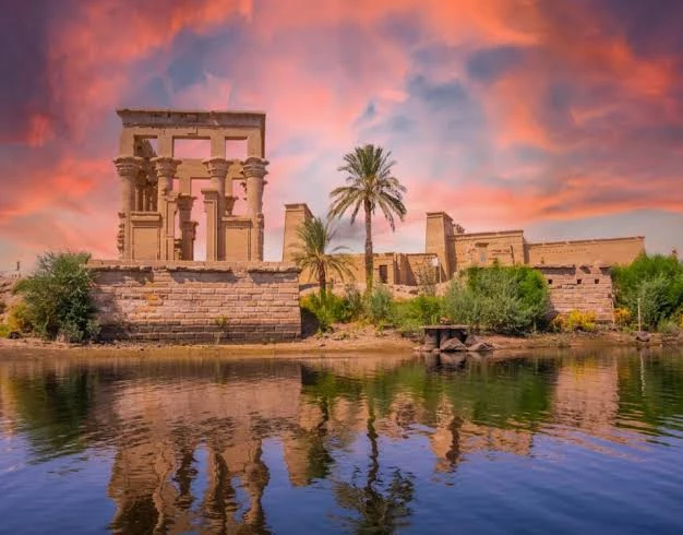 Private van Transfer from Any Hotel in Aswan to Philae Temple