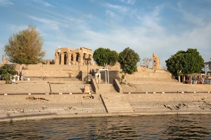 Private Van Transfer from Any Hotel in Aswan to Kom Ombo Temple
