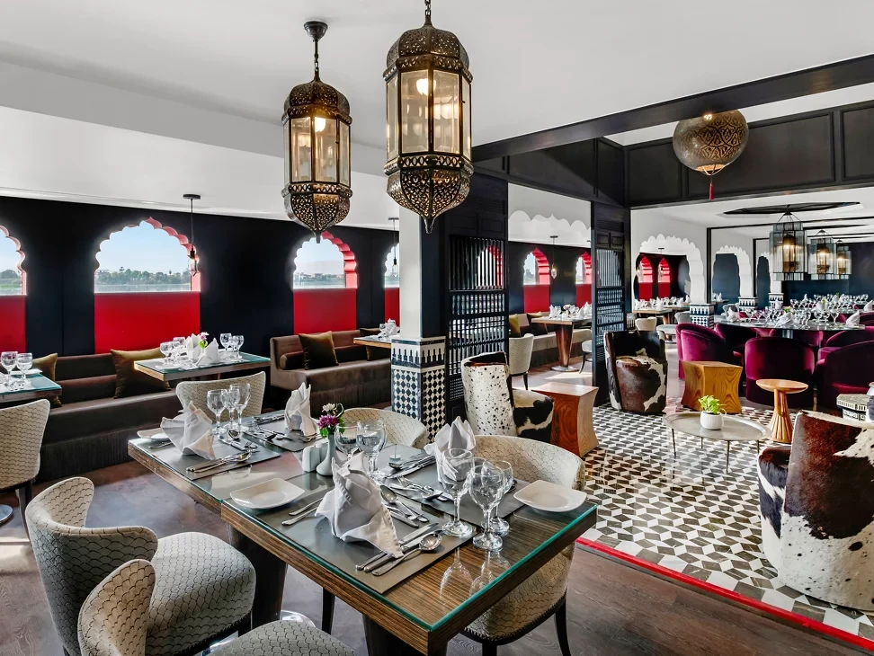 Mövenpick MS Darakum