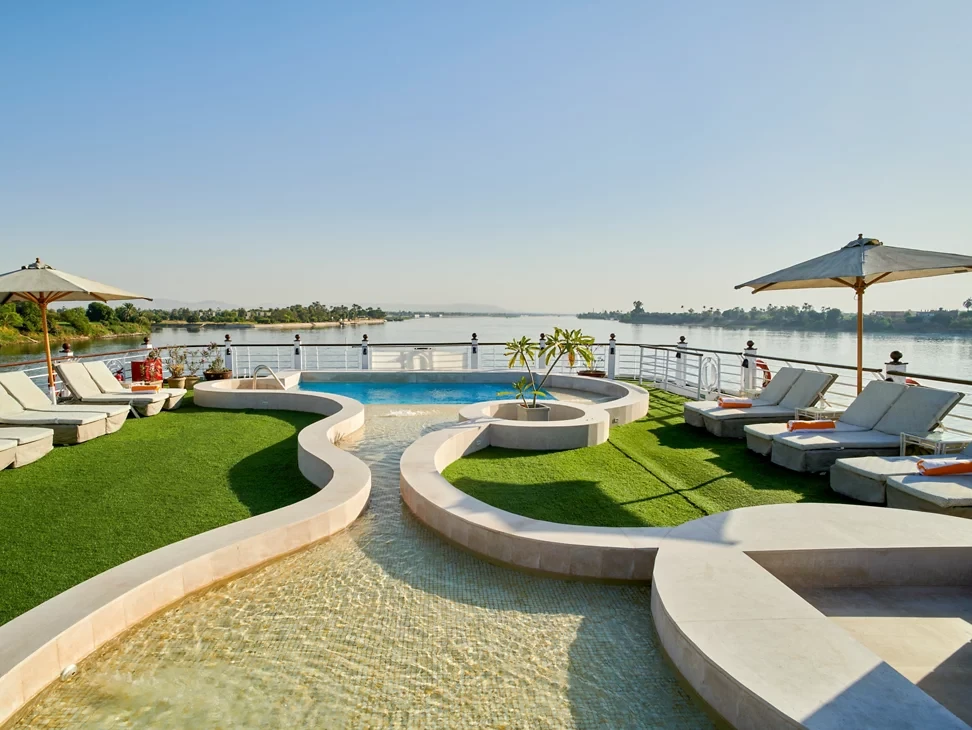 Mövenpick MS Royal Lotus