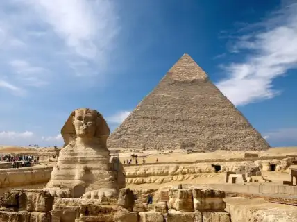 Half-Day Tour to the Pyramids of Giza and the Sphinx from Cairo