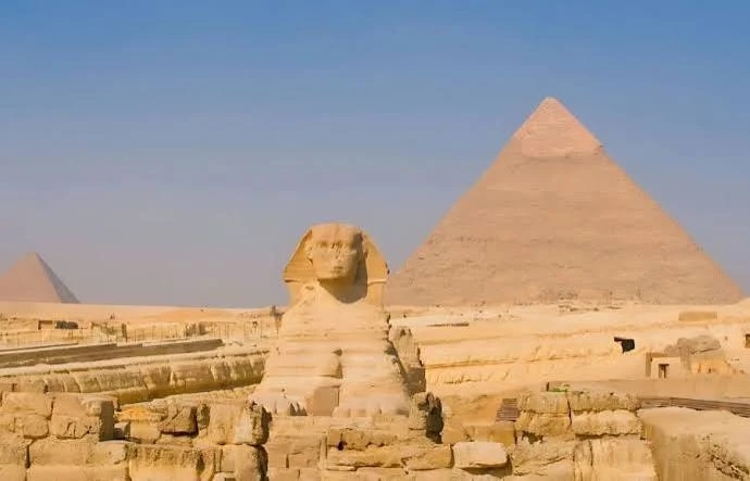 Giza Pyramids Tour to the Pyramids, Memphis, and Saqqara