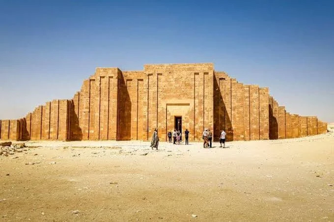 Memphis and Dahshur Day Trip