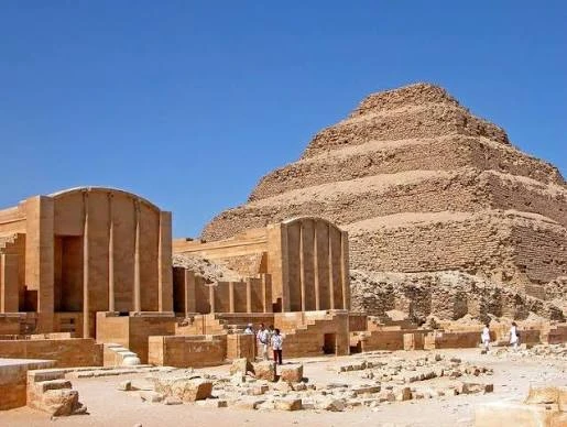Enjoy an amazing day in Saqqara