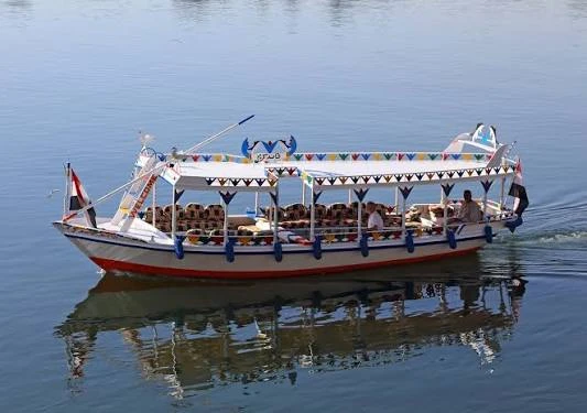 Cheap Giza Pyramids, Saqqara, and Boat Trip
