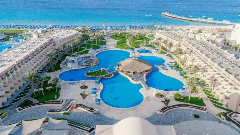 Sahl Hasheesh Luxury Vacation Resort