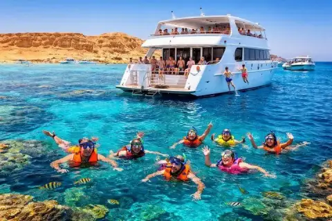 Ras Mohamed Tour Sharm Port