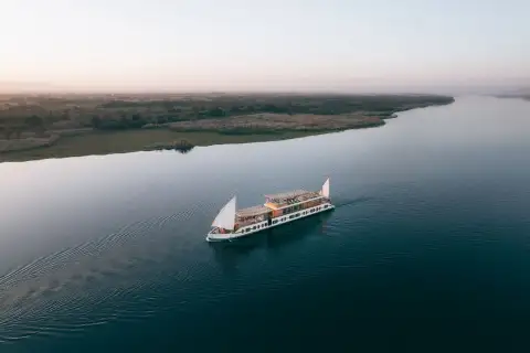 Fayrouz Sanctuary Dahabiya – One of the Best Luxury Dahabiyas on the Nile
