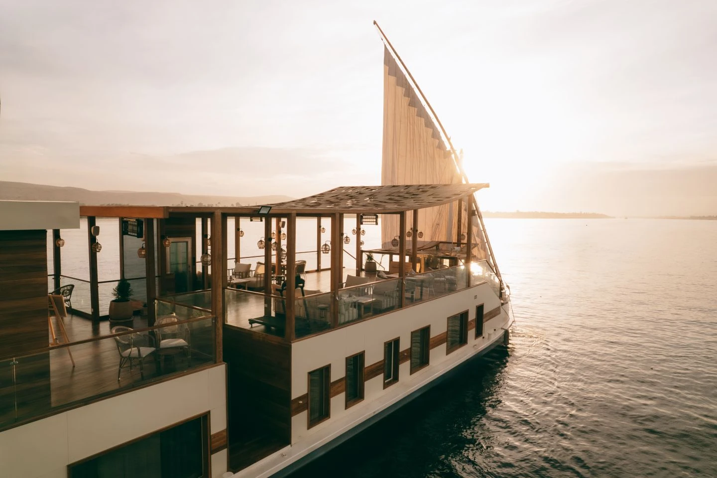 Fayrouz Sanctuary Dahabiya – One of the Best Luxury Dahabiyas on the Nile
