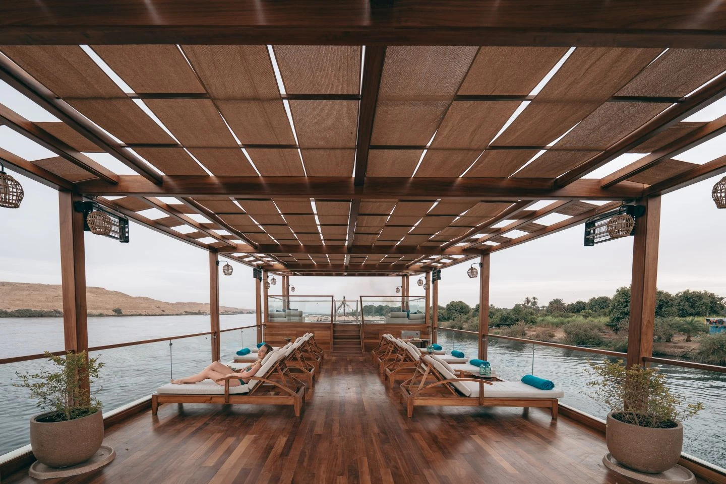 Fayrouz Sanctuary Dahabiya – One of the Best Luxury Dahabiyas on the Nile