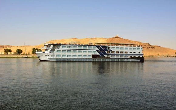 Pyramids, Nile Cruise, and Sharm El Sheikh Deaf Tour