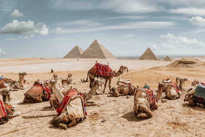 Trip to Egypt: Pyramids & Nile by Air